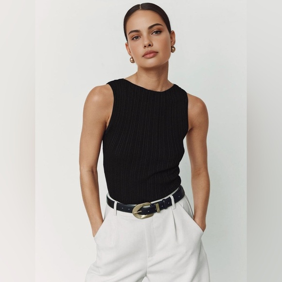 Commense Minimalism Solid Sweater Vest - Picture 1 of 5